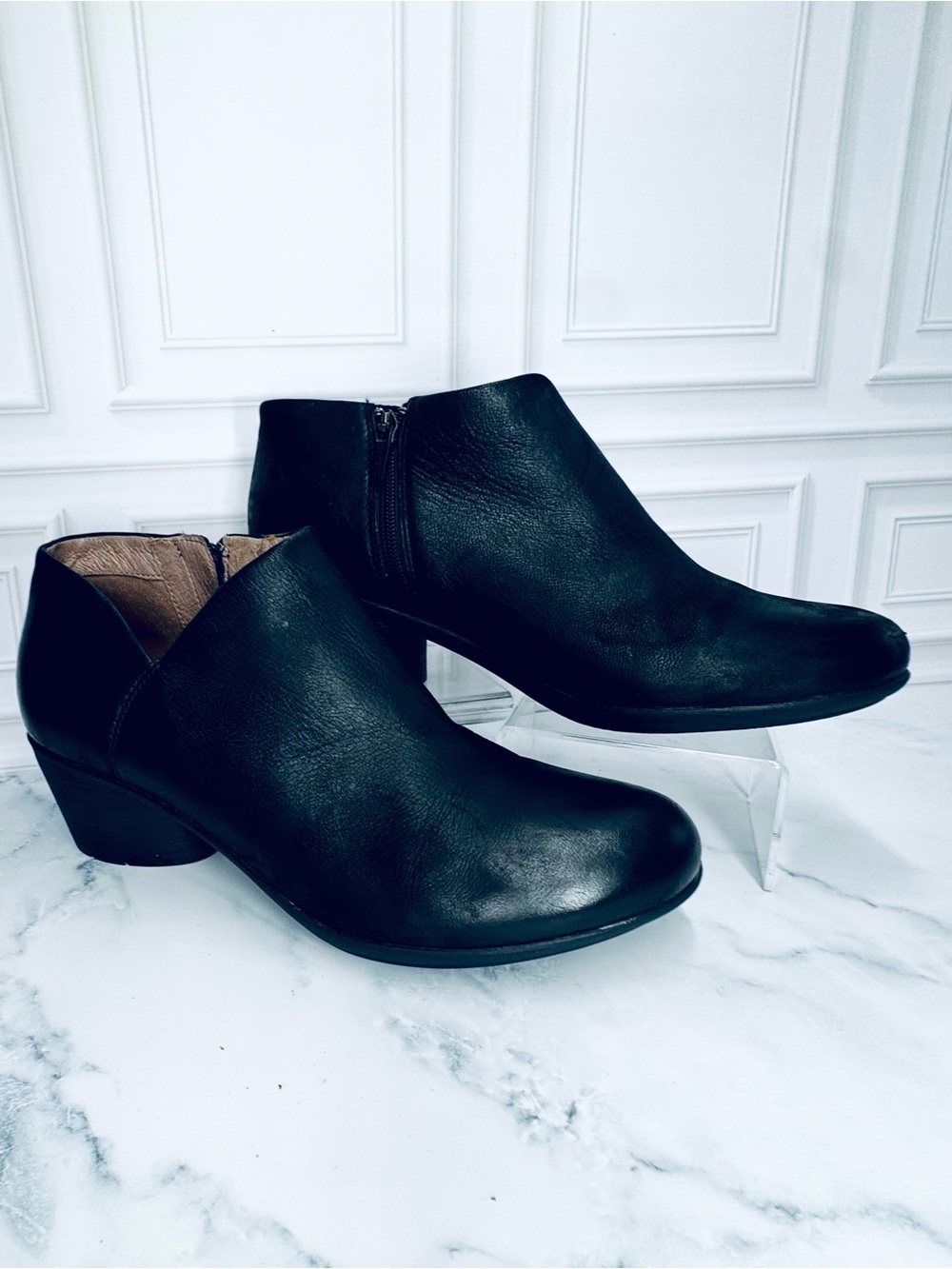 Dansko Raina Black Leather V-Cut Ankle Booties EU 40 US 9.5 FALL FAVORITE! - Picture 3 of 12